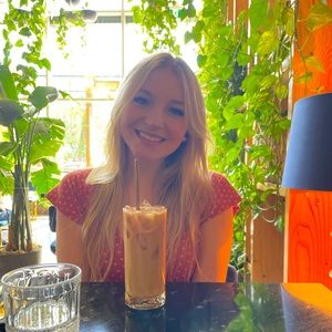 Meet your Posher, Annika